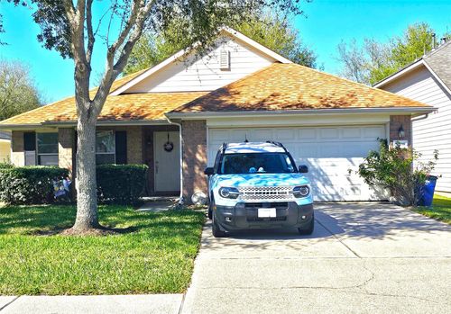 3008 Baronsgate Lane, Dickinson, TX, 77539 | Card Image
