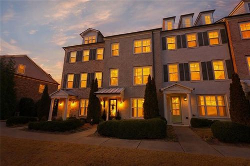 10184 Windalier Way, Roswell, GA, 30076-1777 | Card Image