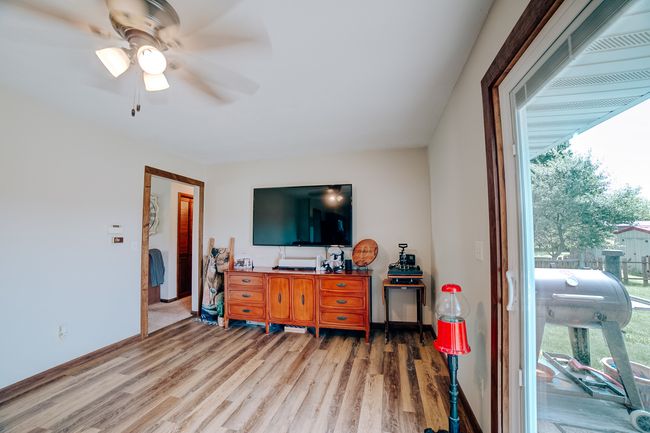 703 E Rosewood St, House other with 3 bedrooms, 2 bathrooms and 2 parking in Watseka IL | Image 23