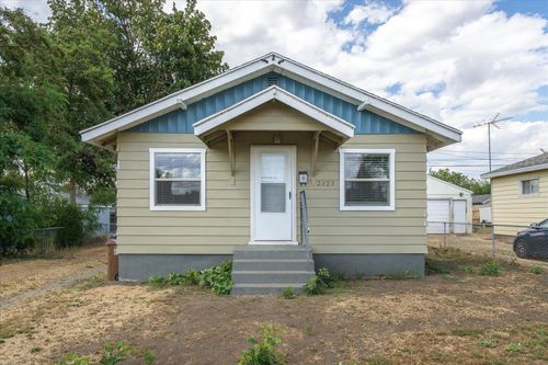 2323 E Rich Ave, Spokane, WA, 99207-5857 | Card Image