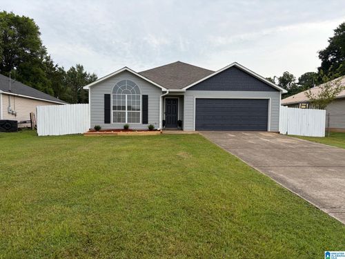 98 Dexter Ave, HUEYTOWN, AL, 35023-2374 | Card Image