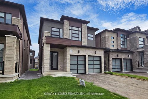 31 Sambro Lane, Stouffville, ON, L4A5E2 | Card Image