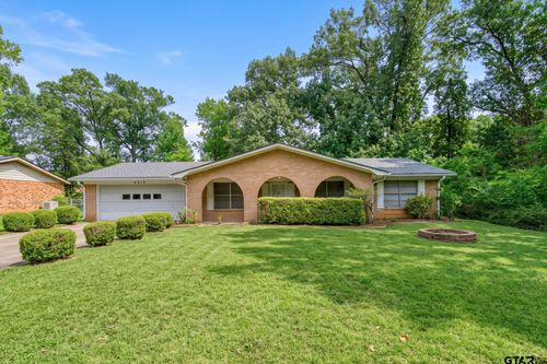 2810 Teakwood Dr, Longview, TX, 75604 | Card Image