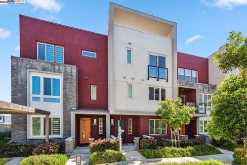 3933 Eminence St, Dublin, CA, 94568-6745 | Card Image