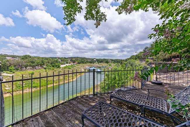 Waterfront in Briarcliff Cove | Image 5