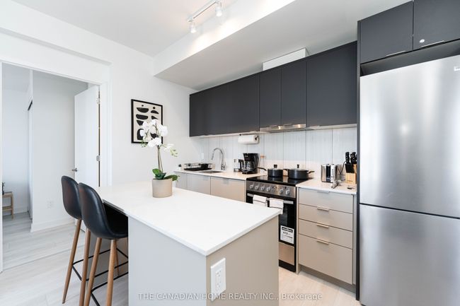 1511 - 8 Tippett Rd, Condo with 2 bedrooms, 2 bathrooms and null parking in Toronto ON | Image 21
