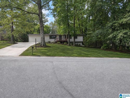 1845 Valgreen Ln, HOOVER, AL, 35226-3612 | Card Image