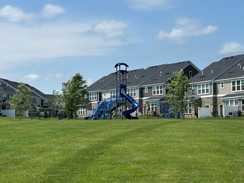 17985 Genoa Dr, Lakeville, MN, 55044-6536 | Card Image