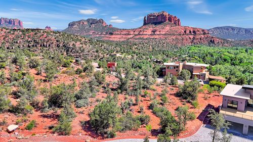 32-58 Peak Point Ct, Sedona, AZ, 86336 | Card Image