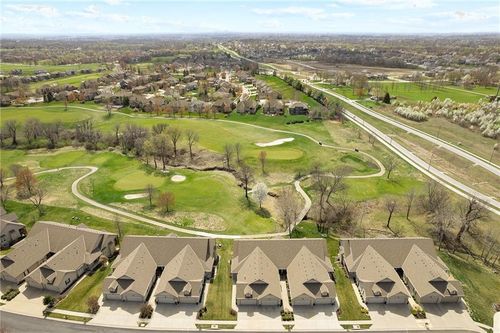 1917 Ne 107th Ter, Kansas City, MO, 64155-8507 | Card Image