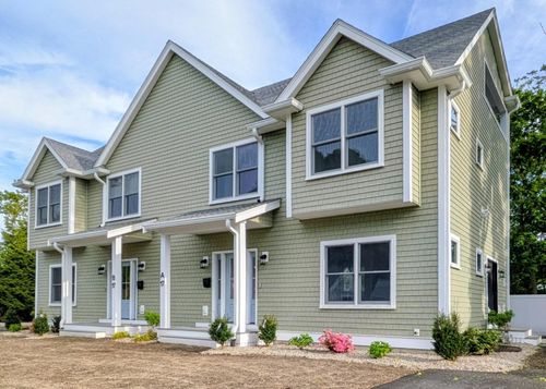 a-17 Wright Way, Falmouth, MA, 02540-3210 | Card Image