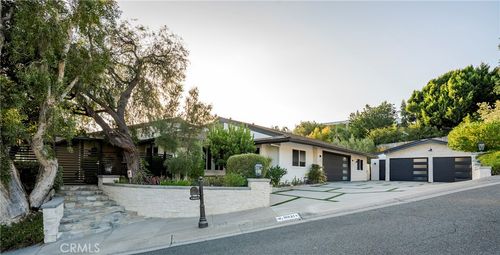 18821 Ridgeview Cir, Villa Park, CA, 92861-3109 | Card Image
