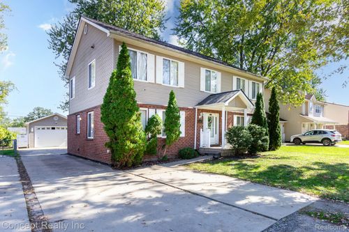 1488 Brookline St, Canton, MI, 48187-3104 | Card Image