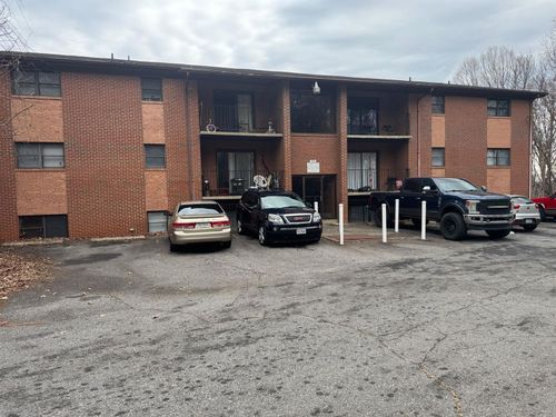 apt-9-45 Vera Dr, Collinsville, VA, 24078-2861 | Card Image
