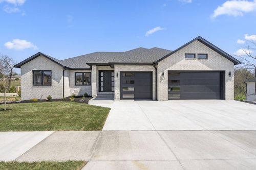 252 S Hickory Hills Blvd, Springfield, MO, 65802-6295 | Card Image