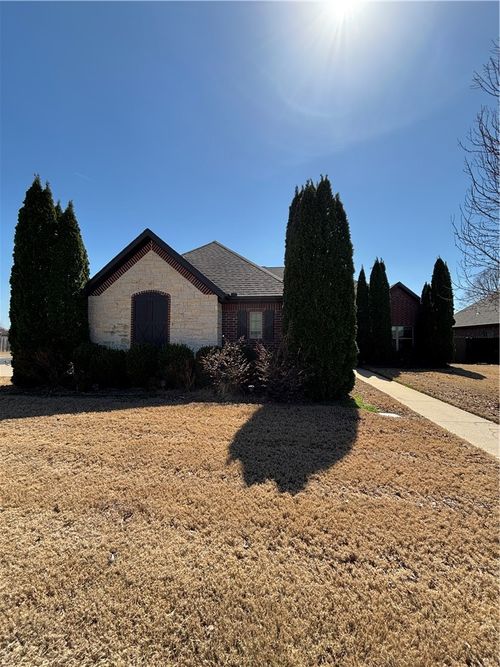 3001 Sw Joshua Ave, Bentonville, AR, 72713-5467 | Card Image