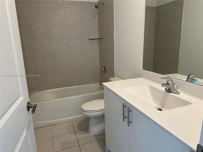 0 - 11836 Sw 247 Th Ter, Townhouse with 3 bedrooms, 3 bathrooms and null parking in Homestead FL | Image 9
