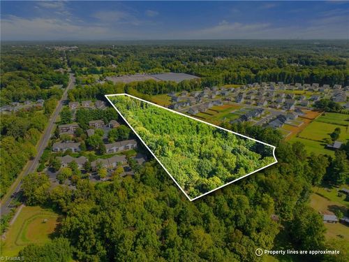 5245 Quail Forest Dr, Clemmons, NC, 27012-9984 | Card Image