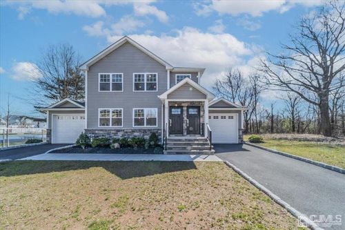 67 S. Maplewood Avenue, Keasbey, NJ, 08832 | Card Image