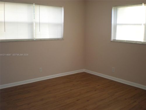 101-7911 Colony Cir N, Tamarac, FL, 33321-8319 | Card Image