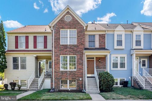 7803 Sabre Ct, MANASSAS, VA, 20109-2830 | Card Image