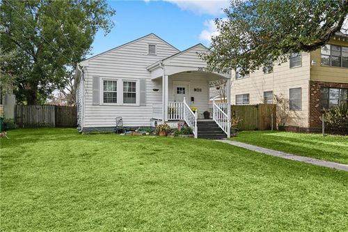 208 Central Ave, Jefferson, LA, 70121-3404 | Card Image