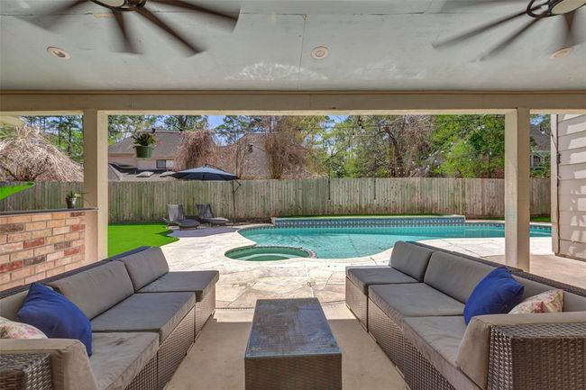 Covered patio | Image 38