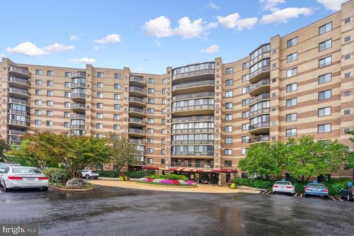 unit-920-8350 Greensboro Dr, MCLEAN, VA, 22102-3549 | Card Image