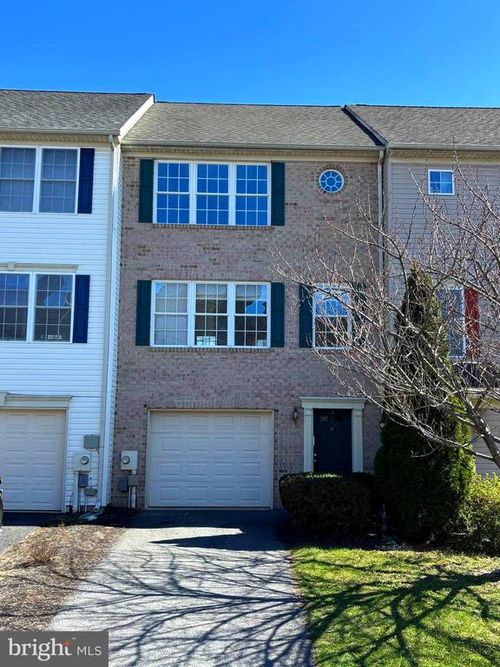 50 Teague Ln, MARTINSBURG, WV, 25404-6513 | Card Image