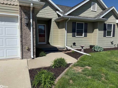 b-910 Bluegrass Dr, Corning, IA, 50841-8115 | Card Image