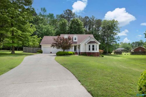 1134 Rose Lane, Arab, AL, 35016 | Card Image