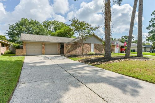 2607 Foliage Green Dr, Kingwood, TX, 77339-1056 | Card Image