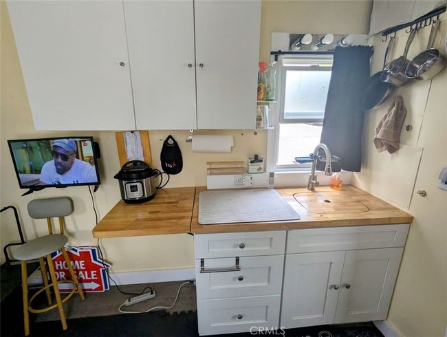 Kitchen | Image 9