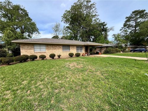 5832 Bruyninckx Rd, Alexandria, LA, 71303-2103 | Card Image
