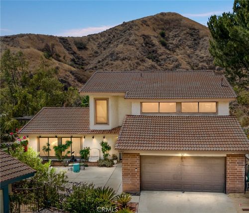 3094 Small Canyon Dr, Highland, CA, 92346-4856 | Card Image