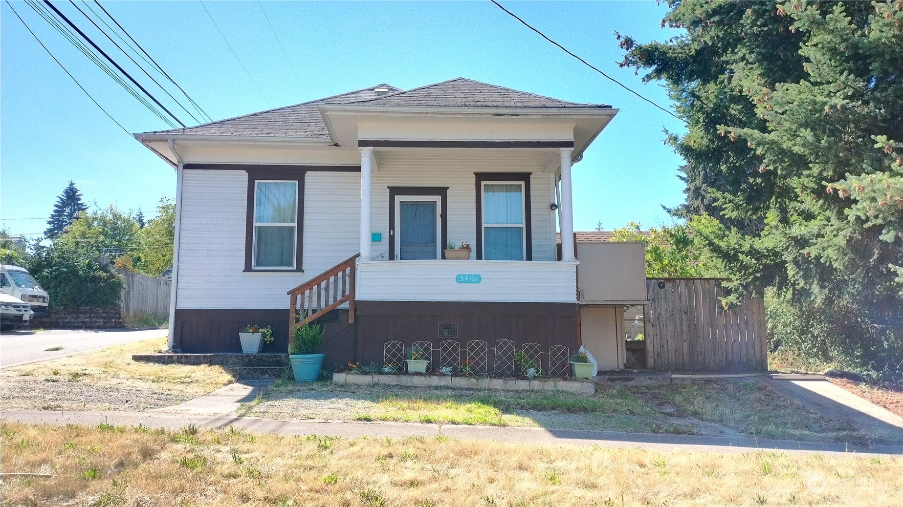 D St, Tacoma, WA 98418