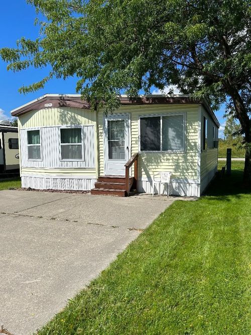 3675 E Michigan Avenue, Sims Township, MI, 48703 | Card Image