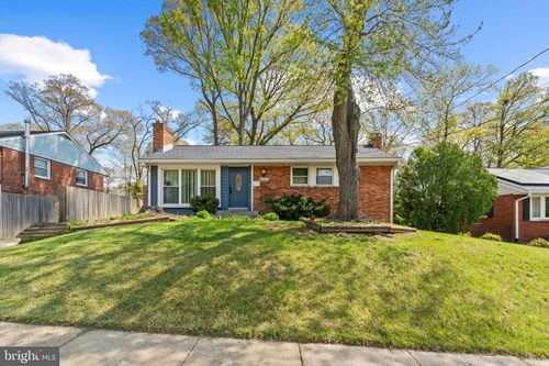 6111 87th Ave, NEW CARROLLTON, MD, 20784-2847 | Card Image