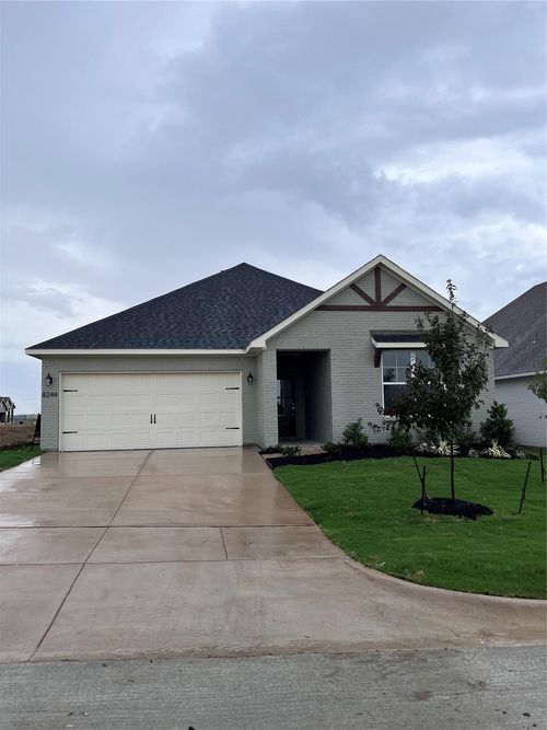 8244 Tomcat Trl, Godley, TX, 76044-4136 | Card Image