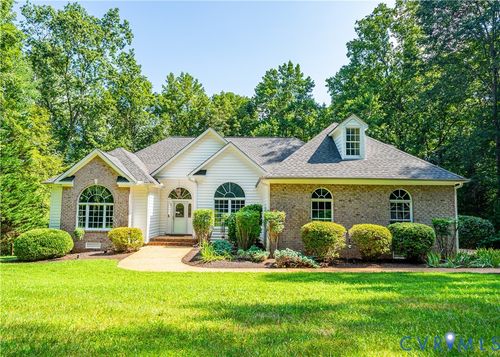 2020 Valley Springs Cir, Powhatan, VA, 23139-5246 | Card Image