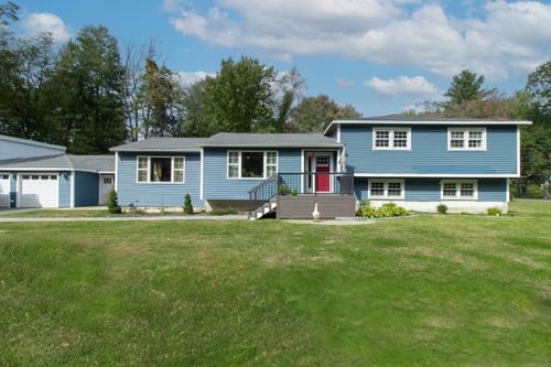 4 Damase St, Prospect, CT, 06712-1104 | Card Image