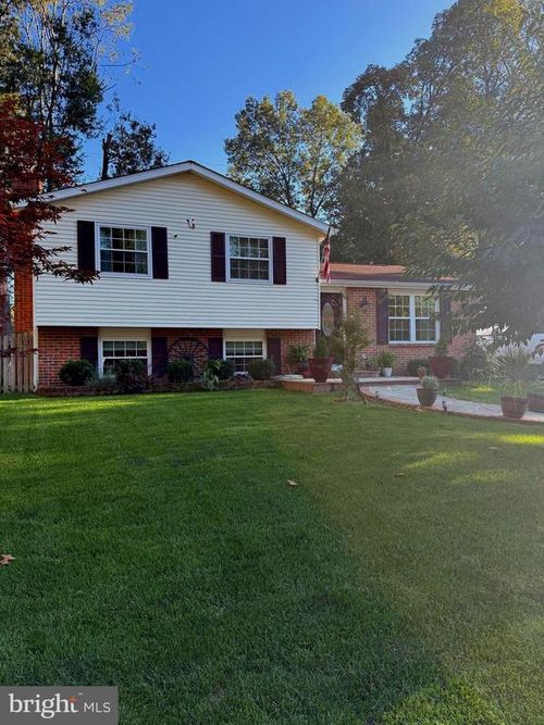 5657 Mount Burnside Way, BURKE, VA, 22015-2145 | Card Image