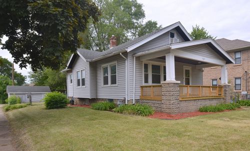923 17th St, Rockford, IL, 61104-3361 | Card Image
