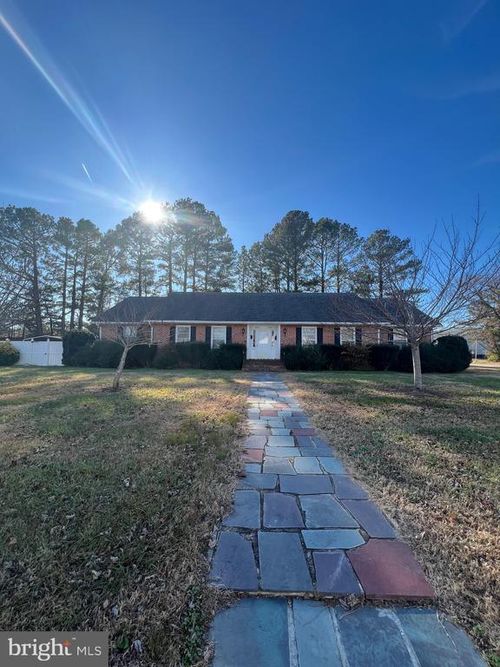 1002 Laurel St, POCOMOKE CITY, MD, 21851-1614 | Card Image