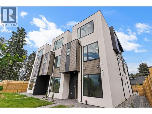 4567 Gordon Dr, Kelowna, BC, V1W1T3 | Card Image