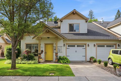 913 W Willow Lake Loop, Coeur D Alene, ID, 83815-7730 | Card Image