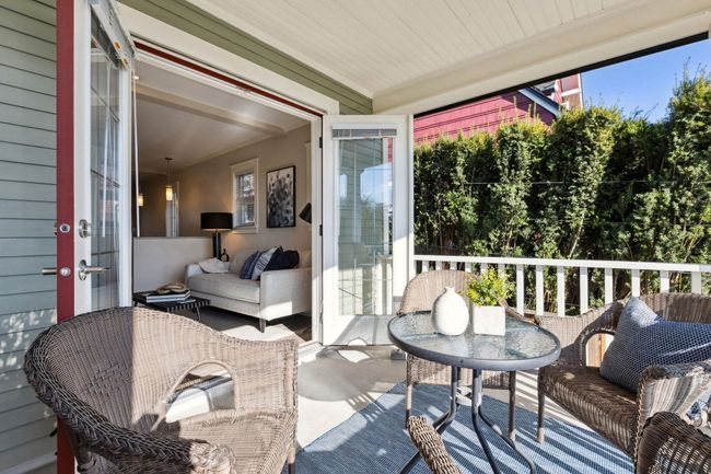264 W 6 Th Street, Townhouse with 2 bedrooms, 2 bathrooms and 2 parking in North Vancouver BC | Image 8
