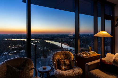 4205-44 East Avenue, Austin, TX, 78701 | Card Image