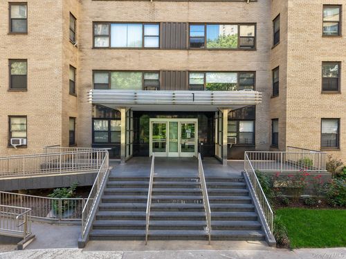 apt-4e-1 Fordham Hill Oval, Bronx, NY, 10468-8005 | Card Image