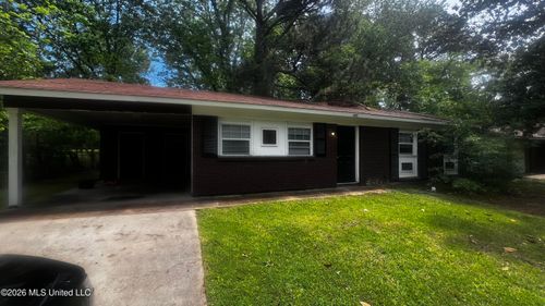 620 Queen Circle, Jackson, MS, 39209 | Card Image